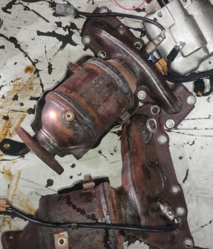 فروش کاتالیزور سانتافه 2011