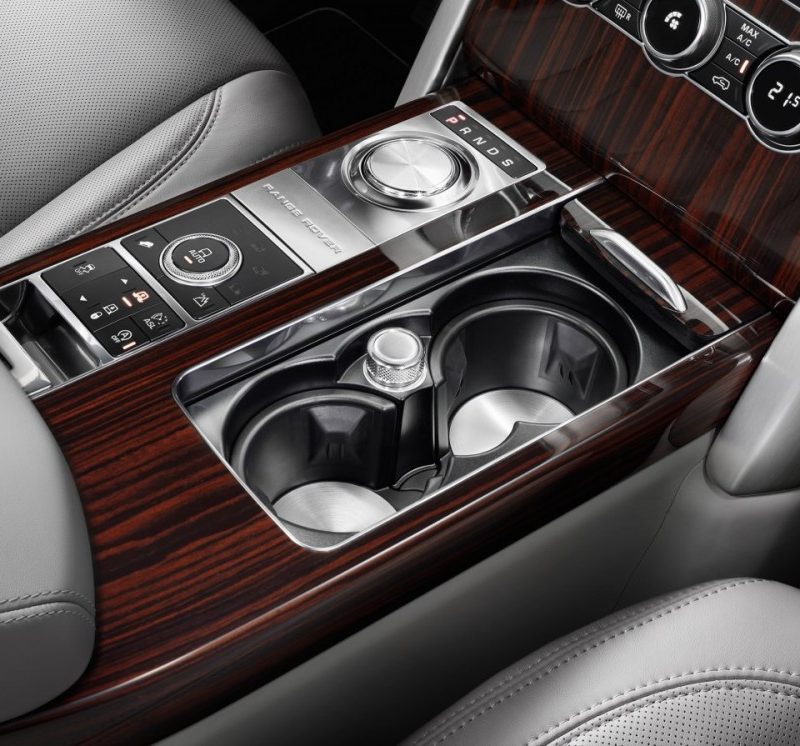 طراحی دیزاین داخلی ماشین های لوکس 